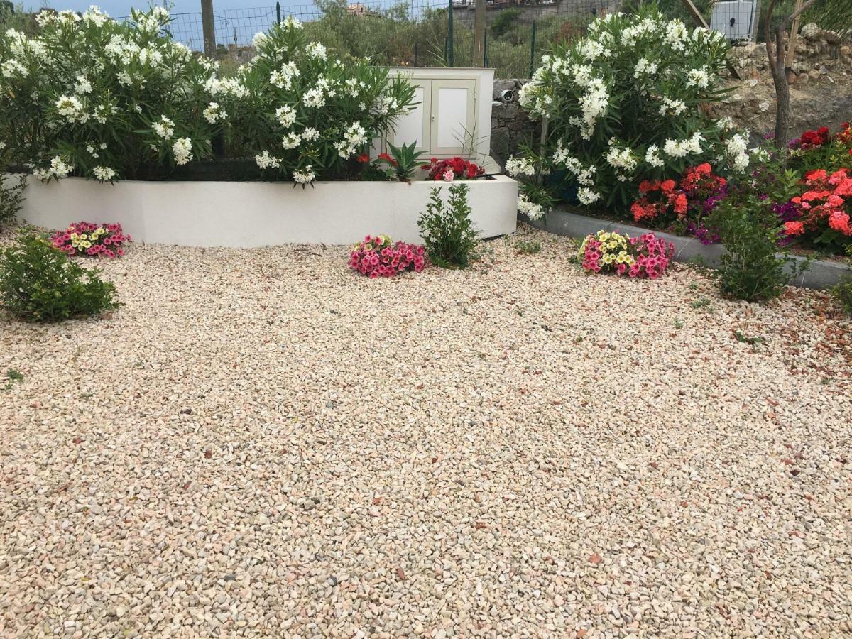 Villa Nina 2013 Appartamento Taormina Eksteriør bilde
